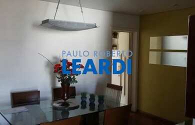 Imagem: O apartamento possui 3 Dormitórios, 2 Banheiros e 130m² de