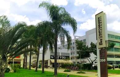 Imagem: O depósito possui 1 Vaga na garagem, 28m² de Área e está