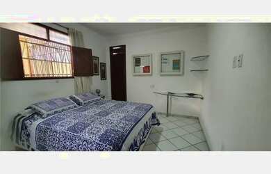 Imagem 6: Casa no Cruzeiro. 220m² de Área, 3 Vagas na garageme4 Dormitórios