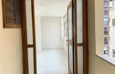 Imagem 2: Sala comercial. Imóvel novoe80m² de Área