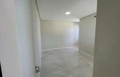 Imagem 4: Alphaville Sergipe. Churrasqueira, Varanda, 2 Vagas na garageme4 Dormitórios