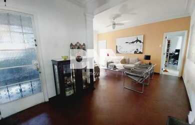 Imagem: O apartamento possui 4 Dormitórios, 3 Banheiros, 1 Vaga na