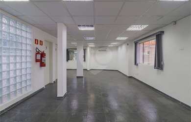 Imagem 15: Galpão/Depósito/Armazém para aluguel possui 883 metros quadrados em...