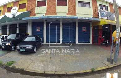 Imagem: O depósito possui 3 Vagas na garagem, 150m² de Área e está