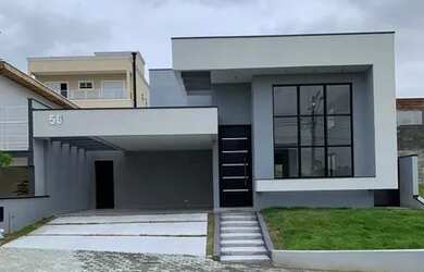 Imagem: A casa em condomínio possui 3 Dormitórios, 2 Banheiros, 2