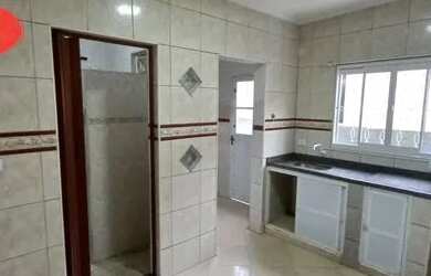 Imagem: A casa possui 2 Dormitórios, 1 Banheiro e 80m² de Área e