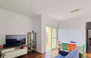 Imagem: O apartamento possui 2 Dormitórios, 2 Banheiros, 2 Vagas na