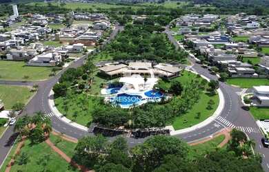 Imagem: O terreno possui 495m² de Área e está localizado em Parque