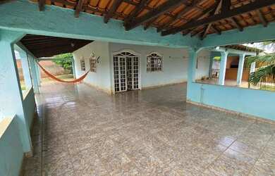 Imagem 13: Vendo ou troco casa. Churrasqueira, Varanda, 1.300m² de Áreae5 Vagas...