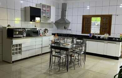 Imagem: A fazenda possui 1.400m² de Área e está localizado em Ipiguá