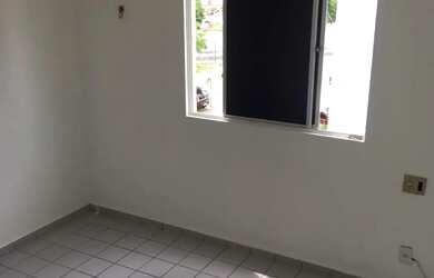 Imagem 8: Vendo apto no Cond. Bertioga 2/4 R$ 145.000