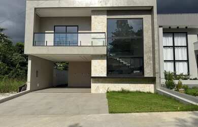 Imagem: A casa em condomínio possui 3 Dormitórios, 4 Banheiros, 3