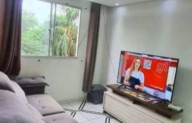 Imagem: O apartamento possui 2 Dormitórios, 1 Banheiro, 1 Vaga na garagem