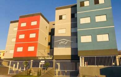 Imagem: O apartamento possui 2 Dormitórios, 1 Banheiro, 1 Vaga na garagem