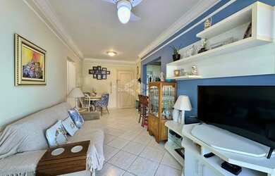 Imagem 7: Apartamento 1 dormitório, sacada, de frente, churrasqueira, box, no Bairro...