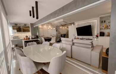 Imagem: O apartamento possui 3 Dormitórios, 3 Banheiros, 2 Vagas na