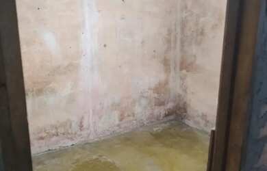 Imagem: A casa possui 2 Dormitórios, 1 Banheiro e está localizado