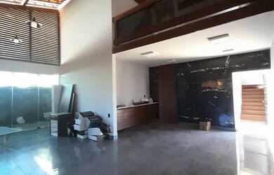 Imagem 3: CASA COMERCIAL. 450m² de Área, 2 Vagas na garageme5 Dormitórios