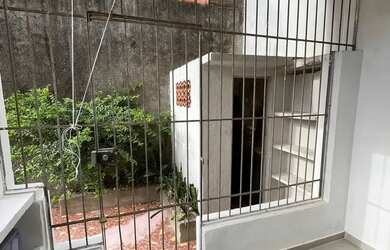 Imagem 7: D25-Neves-São Gonçalo,Casa REFORMADA d esquina,3qts,Garagem,Quintal.Bom...