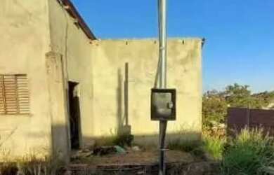 Imagem: A casa possui 1 Dormitório, 1 Banheiro, 20m² de Área e está