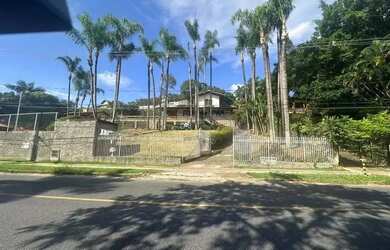 Imagem: Imóvel para venda tem 931 metros quadrados com 5 quartos em