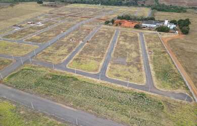 Imagem: O terreno possui 200m² de Área e está localizado em Centro