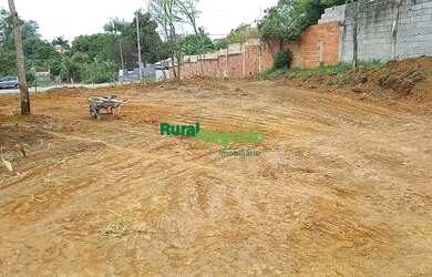 Imagem: O terreno possui 500m² de Área e está localizado em Parque