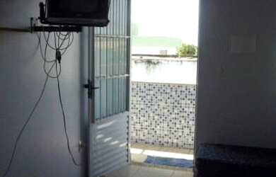 Imagem 7: Excelente qutinete em Rio das Ostras, Rua Sta. Catarina, perto da pista...