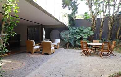 Imagem 14: Alto de Pinheiros. 441m² de Área, 4 Vagas na garageme4 Dormitórios