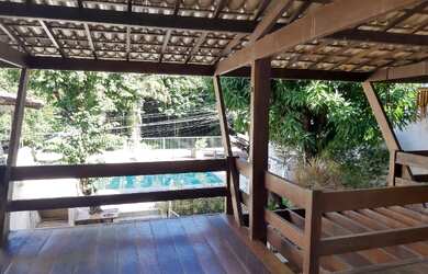 Imagem: A casa em condomínio possui 4 Dormitórios, 5 Banheiros, 2