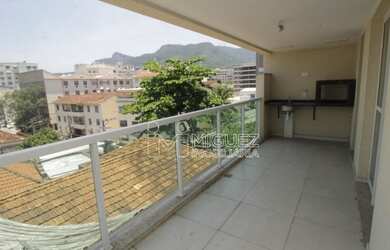 Imagem: O apartamento possui 2 Dormitórios, 3 Banheiros, 1 Vaga na