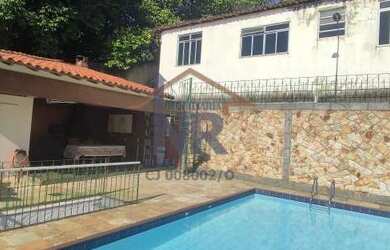 Imagem: A casa em condomínio possui 3 Dormitórios, 5 Banheiros, 2