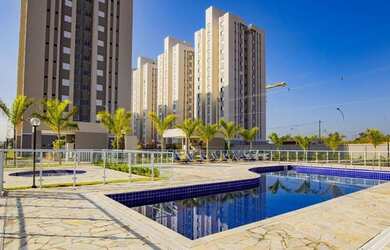 Imagem: O apartamento possui 2 Dormitórios, 2 Banheiros, 1 Vaga na