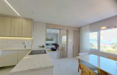 Imagem 6: Excelente apartamento de frente para o mar. Tudo novo. Vista livre total...