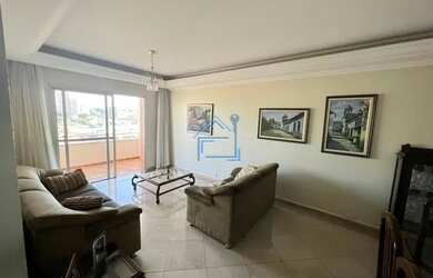 Imagem 2: Apartamento três quartos na Rua Miranda Azevedo em Sorocaba