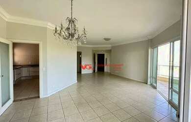 Imagem: O apartamento possui 4 Dormitórios, 5 Banheiros, 3 Vagas na