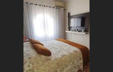 Imagem 10: Casa em Franca. 221m² de Área, 2 Vagas na garageme4 Dormitórios