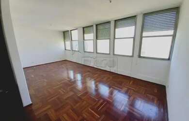 Imagem: O apartamento possui 3 Dormitórios, 2 Banheiros, 149m² de