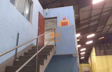 Imagem 5: EXCELENTE GALPÃO. 2.380m² de Áreae5 Vagas na garagem