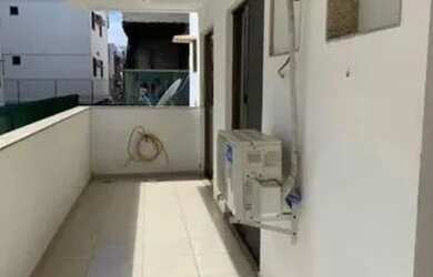 Imagem: O apartamento possui 3 Dormitórios, 2 Banheiros, 2 Vagas na