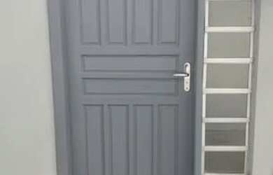 Imagem: A kitnet possui 1 Dormitório, 1 Banheiro, 30m² de Área e