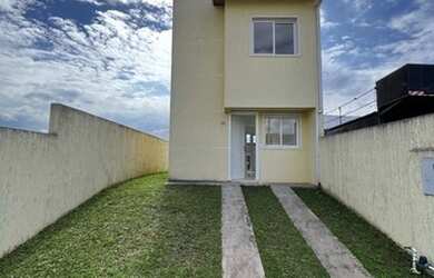 Imagem: A casa em condomínio possui 2 Dormitórios, 1 Banheiro, 3 Vagas