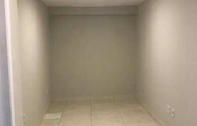 Imagem: A casa possui 2 Dormitórios, 2 Banheiros, 1 Vaga na garagem