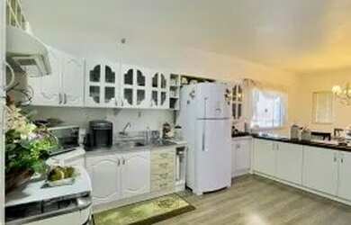 Imagem 4: CASA A VENDA. 80m² de Área, 4 Vagas na garageme5 Dormitórios