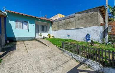 Imagem: A casa possui 2 Dormitórios, 1 Banheiro, 154m² de Área e