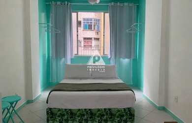 Imagem: A kitnet possui 1 Dormitório, 1 Banheiro, 35m² de Área e