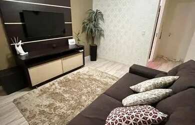 Imagem: O apartamento possui 2 Dormitórios, 1 Banheiro, 1 Vaga na garagem