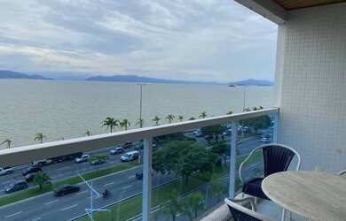 Imagem: O apartamento possui 3 Dormitórios, 4 Banheiros, 2 Vagas na