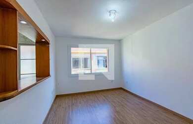 Imagem: O apartamento possui 1 Dormitório, 1 Banheiro, 42m² de Área