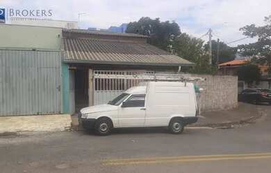 Imagem: A casa possui 1 Dormitório, 1 Banheiro, 2 Vagas na garagem